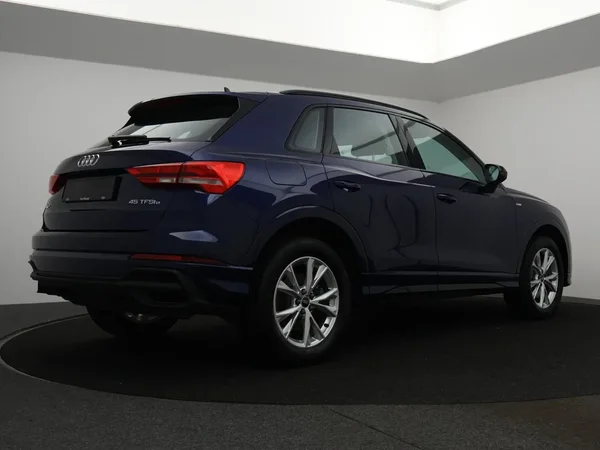 Audi Q3 (2024) — foto 12 van 27