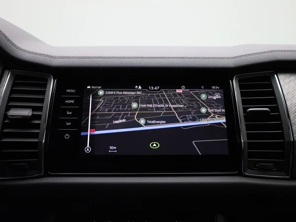 Škoda Kodiaq (2023) — foto 9 van 48