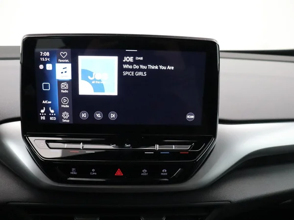 Volkswagen ID.4 (2023) — foto 10 van 31