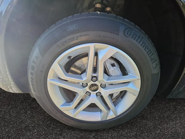 AUDI Q5 Sportback PHEV (2023) — foto 16 van 24