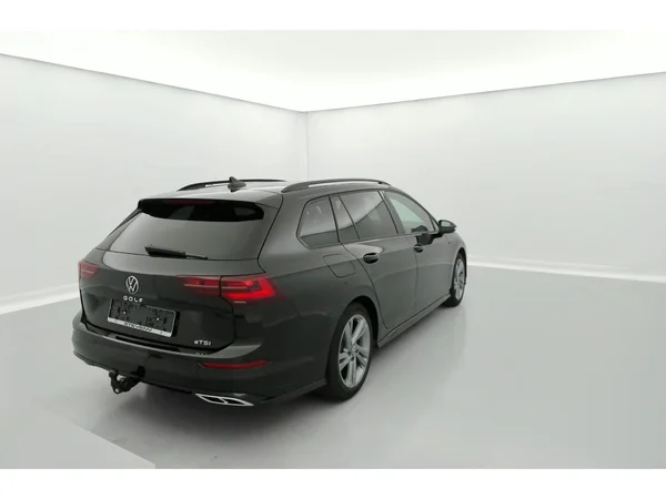 VOLKSWAGEN Golf VIII SW (2024) — foto 27 van 36
