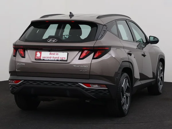 HYUNDAI Tucson (2022) — foto 21 van 27