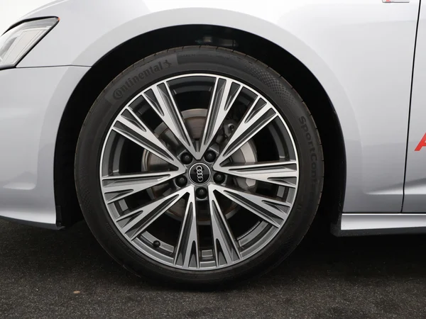 AUDI A6 Avant (2025) — foto 17 van 24