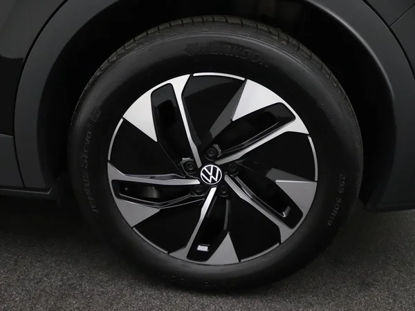 VOLKSWAGEN ID.4 (2025) — foto 4 van 21