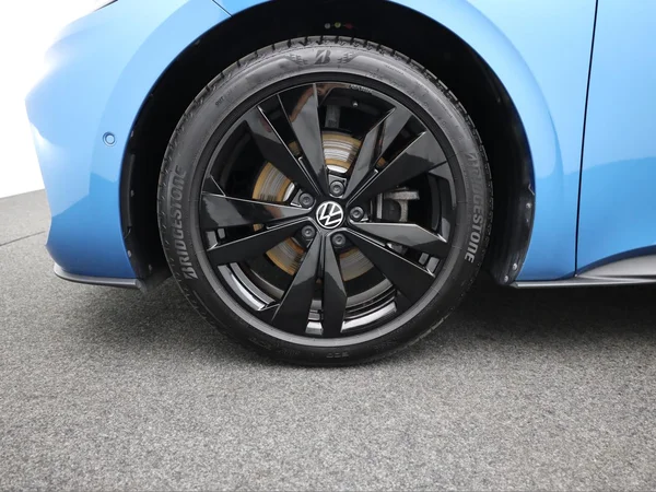 VOLKSWAGEN ID.3 (2025) — foto 3 van 19