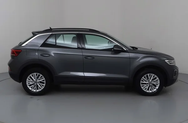 Volkswagen T-Roc (2022) — foto 27 van 30