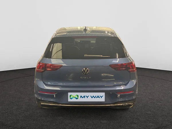 VOLKSWAGEN Golf VIII (2024) — foto 21 van 24