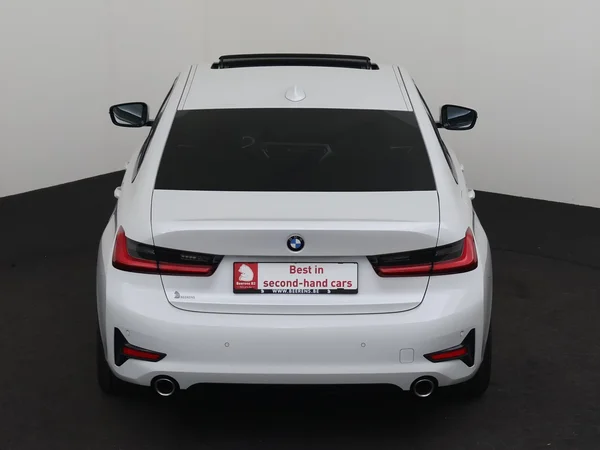 BMW 3-SERIE (2021) — foto 26 van 29