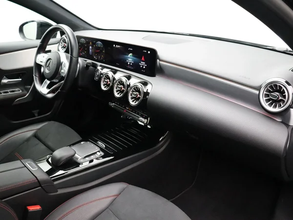 Mercedes-Benz A-Klasse (2022) — foto 19 van 30