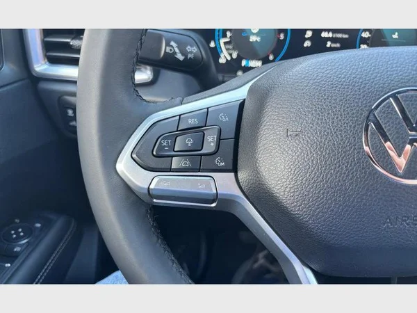 VOLKSWAGEN Amarok Double Cab (2026) — foto 7 van 19