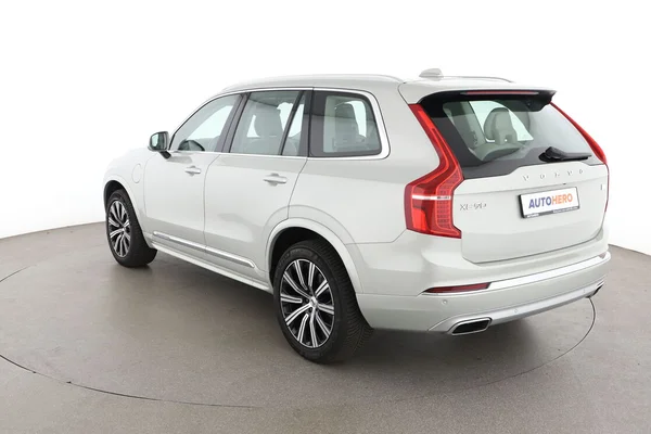 Volvo XC90 (2021) — foto 10 van 16
