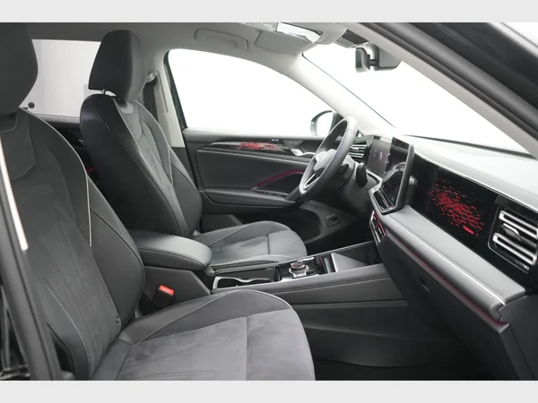 VOLKSWAGEN Tiguan (2025) — foto 15 van 31