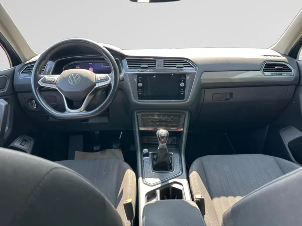 VOLKSWAGEN Tiguan Allspace Dsl (2022) — foto 8 van 23