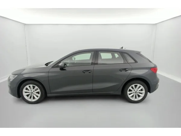 AUDI A3 Sportback (2022) — foto 31 van 36