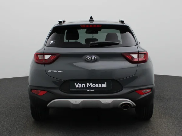 Kia Stonic (2021) — foto 31 van 35