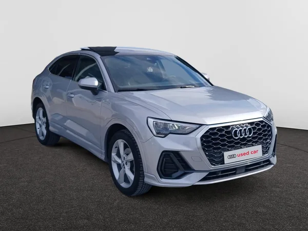 AUDI Q3 Sportback Dsl (2021) — foto 12 van 19