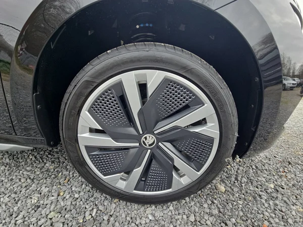SKODA Kamiq (2025) — foto 21 van 24
