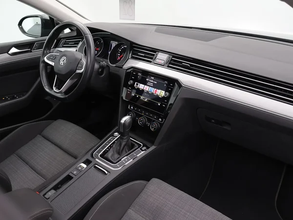 Volkswagen Passat (2020) — foto 23 van 33