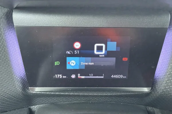 Citroen C4 (2021) — foto 13 van 31