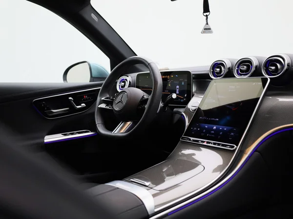 Mercedes-Benz GLC (2025) — foto 36 van 49