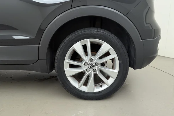 Volkswagen T-Cross (2022) — foto 19 van 22