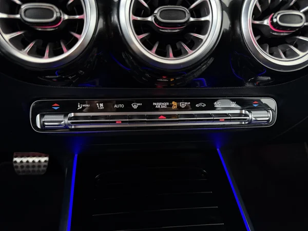 MERCEDES B 250 (2022) — foto 18 van 32