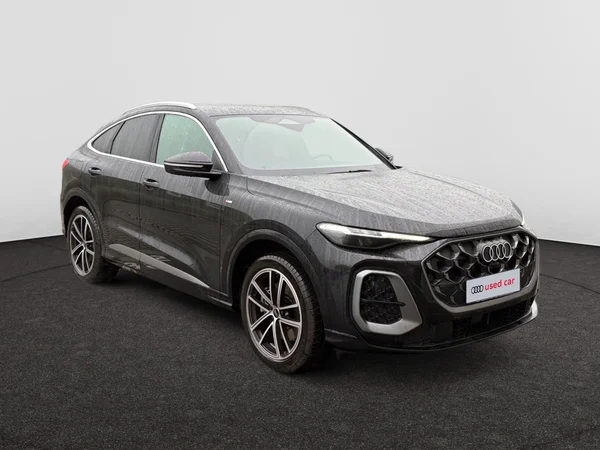 AUDI Q5 Sportback (2025) — foto 13 van 18