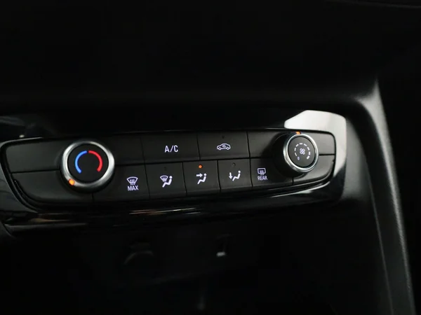 Opel Corsa (2022) — foto 18 van 35