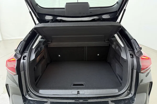 Citroen C4 (2021) — foto 14 van 18