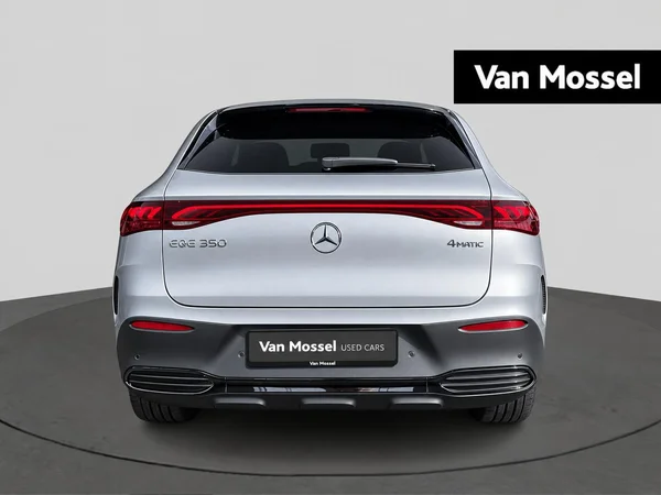 Mercedes-Benz EQE (2024) — foto 21 van 26
