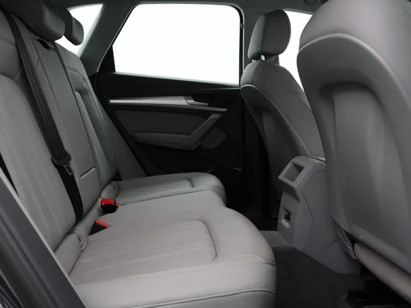 AUDI Q5 (2020) — foto 2 van 27