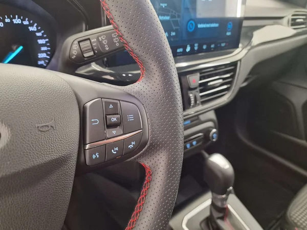 Ford Focus (2025) — foto 4 van 14
