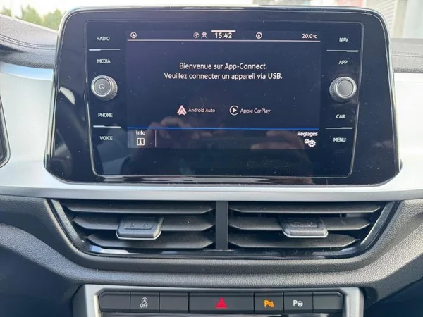 VOLKSWAGEN T-Roc (2024) — foto 16 van 28