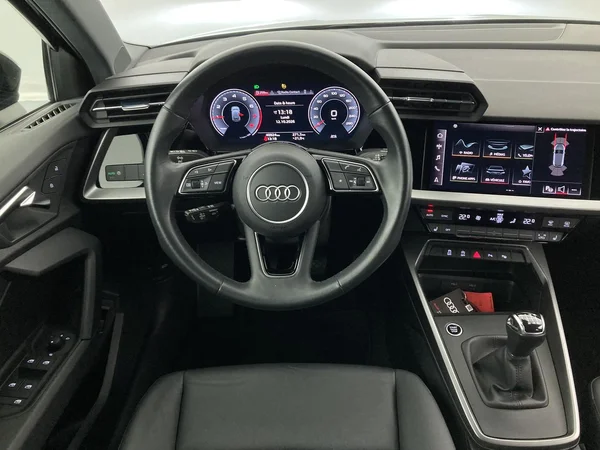 AUDI A3 Sportback (2022) — foto 21 van 35