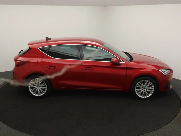 SEAT Leon e-Hybrid (PHEV) (2020) — foto 13 van 23