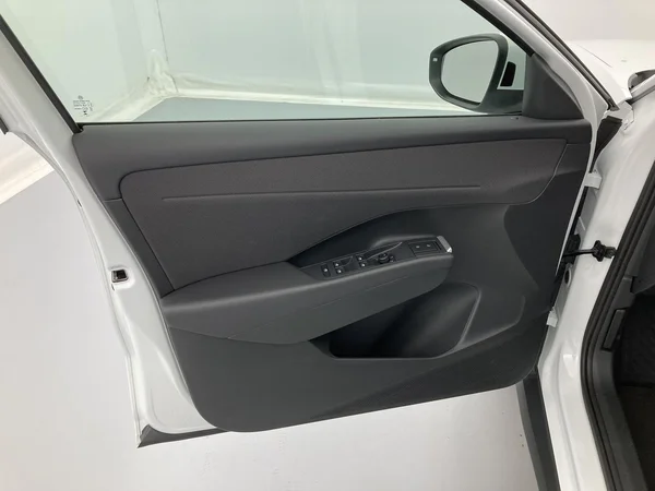 VOLKSWAGEN T-Roc (2026) — foto 10 van 35
