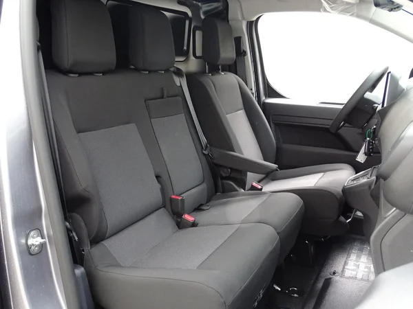 Opel Vivaro (2025) — foto 24 van 25