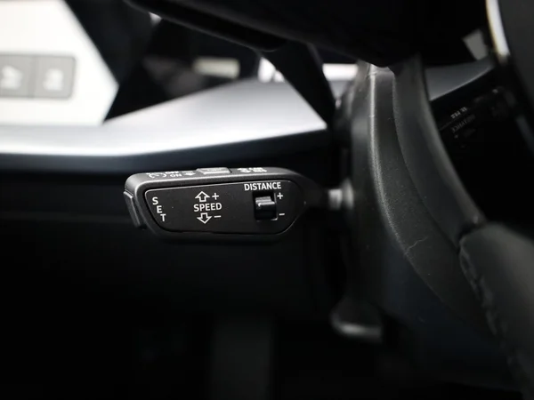 AUDI A3 Sportback (2024) — foto 19 van 23