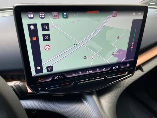 CUPRA Tavascan (2026) — foto 12 van 15