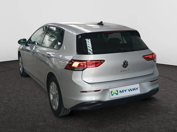 VOLKSWAGEN Golf VIII (2021) — foto 8 van 19