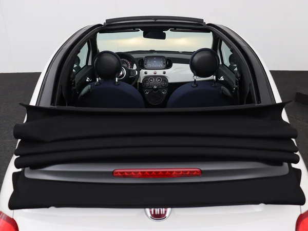 FIAT 500C (2022) — foto 19 van 26