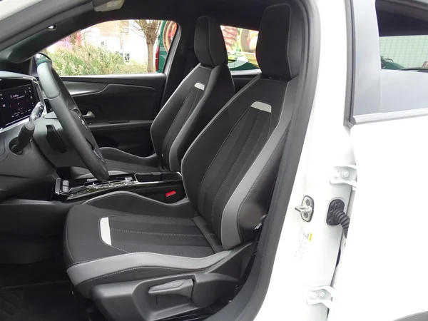 Opel Mokka (2024) — foto 4 van 28