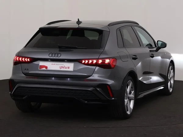 AUDI A3 Sportback (2025) — foto 9 van 18