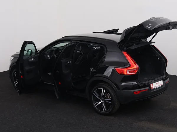 VOLVO XC40 (2021) — foto 30 van 31