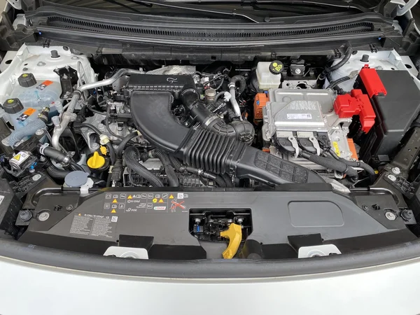 Renault Rafale (2025) — foto 13 van 22