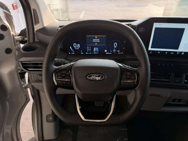 Ford Transit Custom — foto 5 van 24