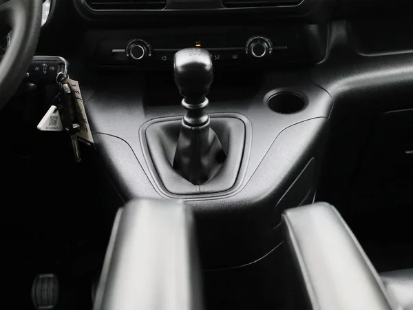 Opel Combo Life (2023) — foto 2 van 35