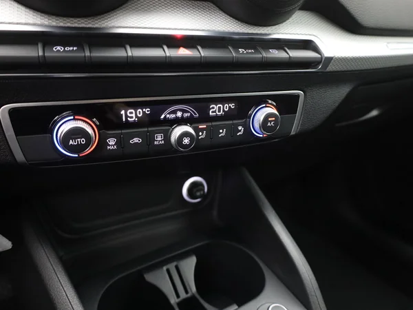 AUDI Q2 (2018) — foto 7 van 17