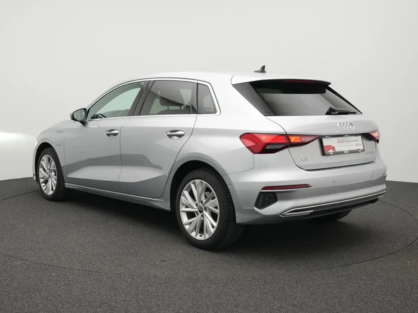 AUDI A3 Sportback PHEV (2024) — foto 26 van 30