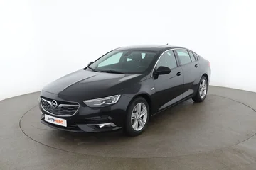 Opel Insignia 84f402e4-fd8c-43a1-8d85-ed842b42c7fd